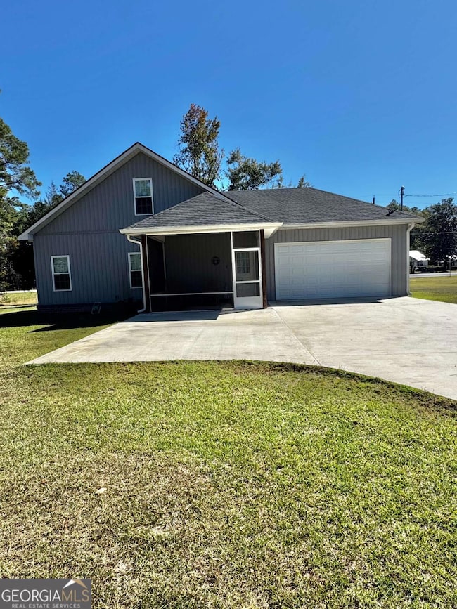 211 E Brazell St, Reidsville, GA 30453 - photo 2