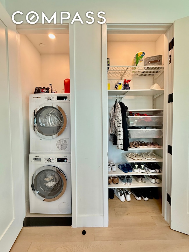 5 Court Square unit 8-D, Long Island City, NY 11101 - photo 7