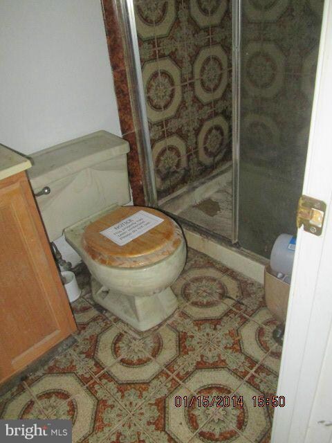 7503 Twining Ct, Hyattsville, MD 20785 - photo 3