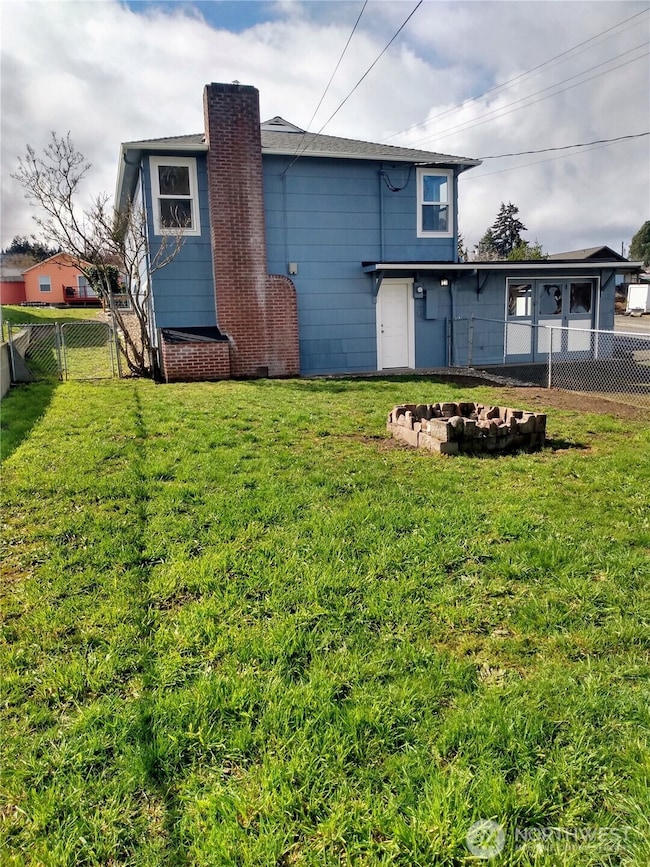 703 E 10th St, Port Angeles, WA 98362 - photo 6