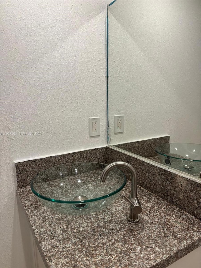 5100 SW 41st St unit 219, Hollywood, FL 33023 - photo 6