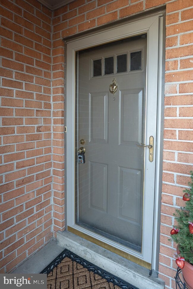 50 Woodside Rd unit 18, Ardmore, PA 19003 - photo 2