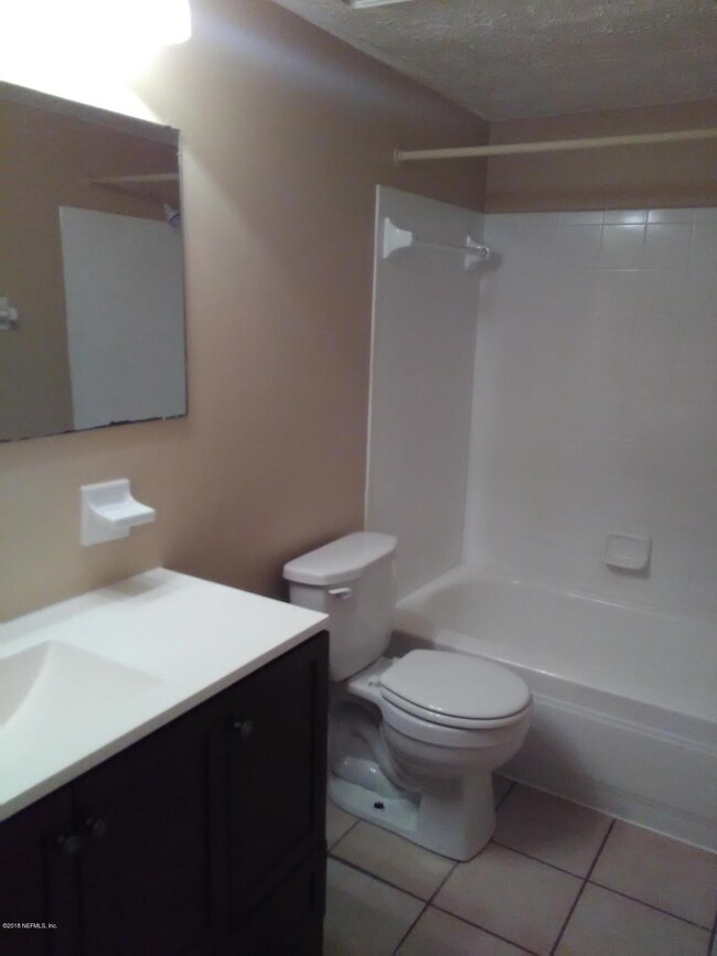 2125 Hyde Park Rd unit 5, Jacksonville, FL 32210 - photo 4