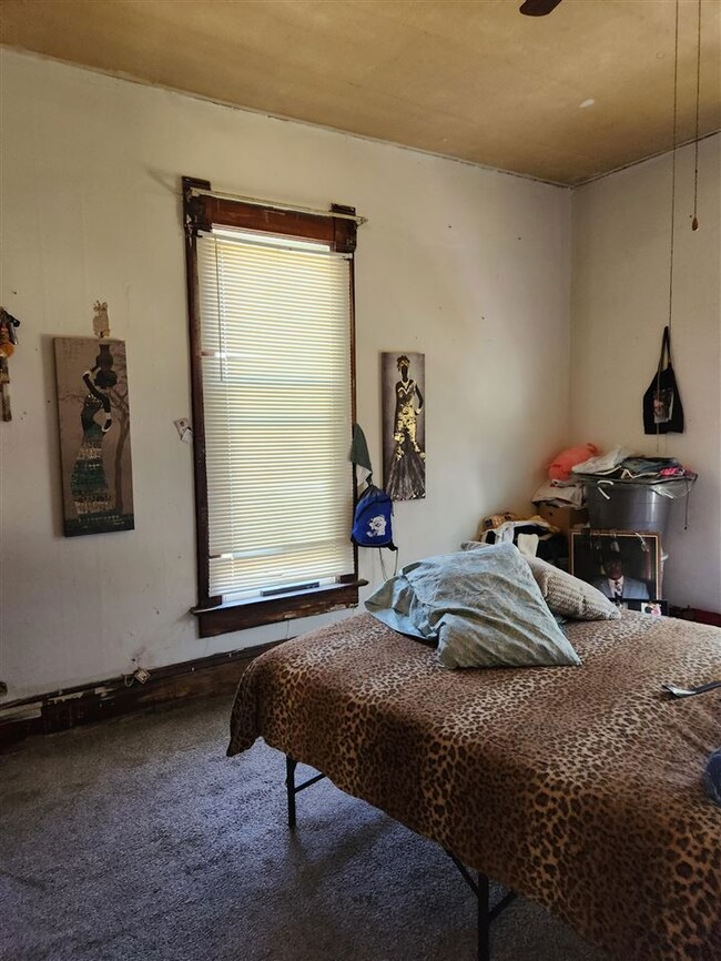 611 Gilbert Ave, Terre Haute, IN 47807 - photo 7