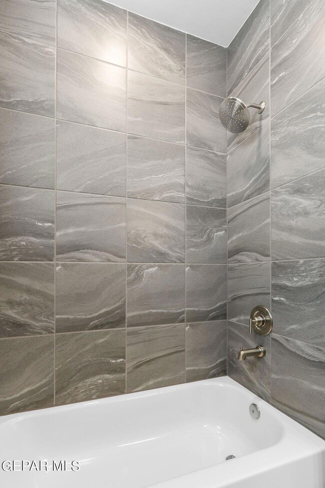 13150 Emerald Isle St, El Paso, TX 79928 - photo 7