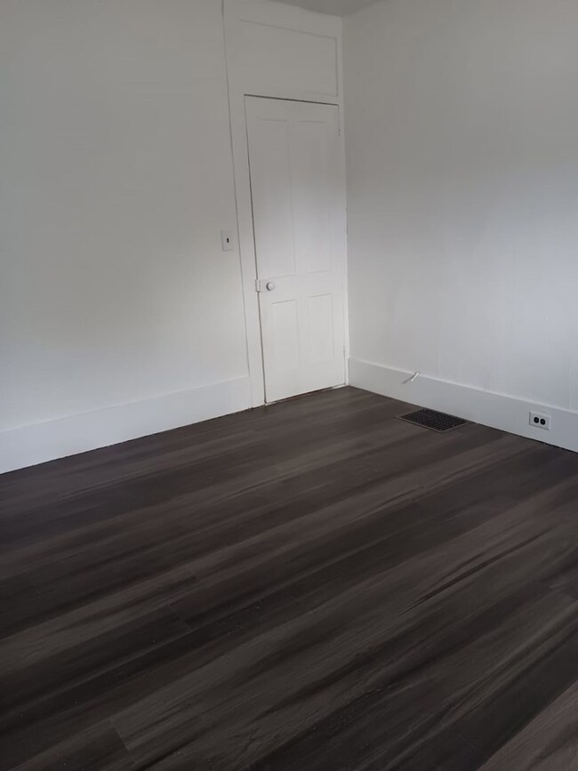 1040 Chestnut St unit 1042, Franklin, PA 16323 - photo 6