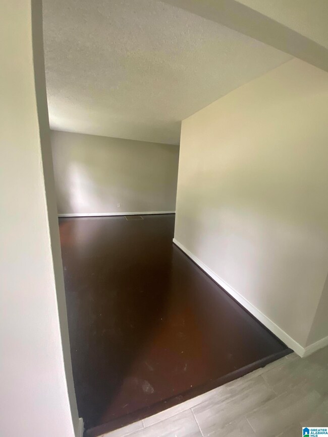 700 27th Ct NE, Center Point, AL 35215 - photo 5