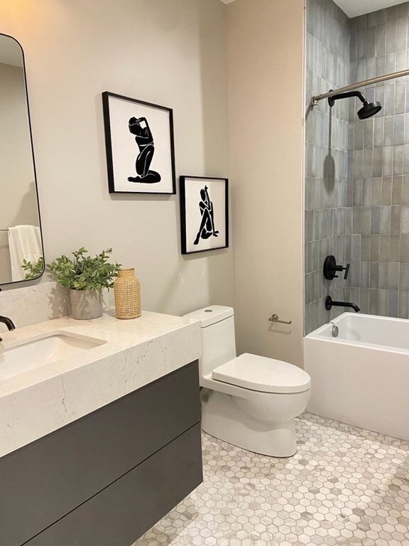 Cadence on Leo unit 106, Boston, MA 02135 - photo 6