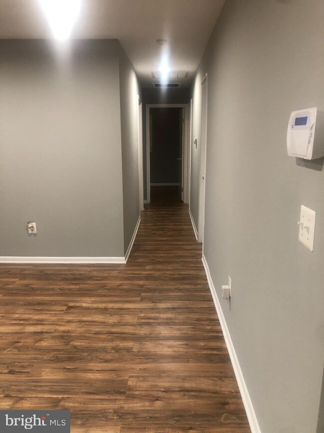 813 Clovis Ave, Capitol Heights, MD 20743 - photo 4