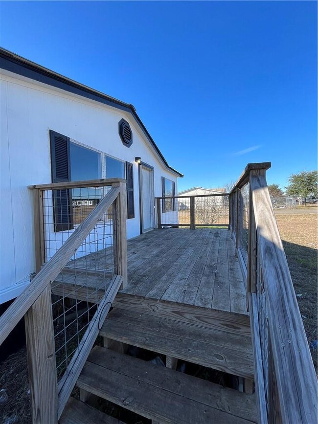 127 Hillside Dr, Troy, TX 76579 - photo 2