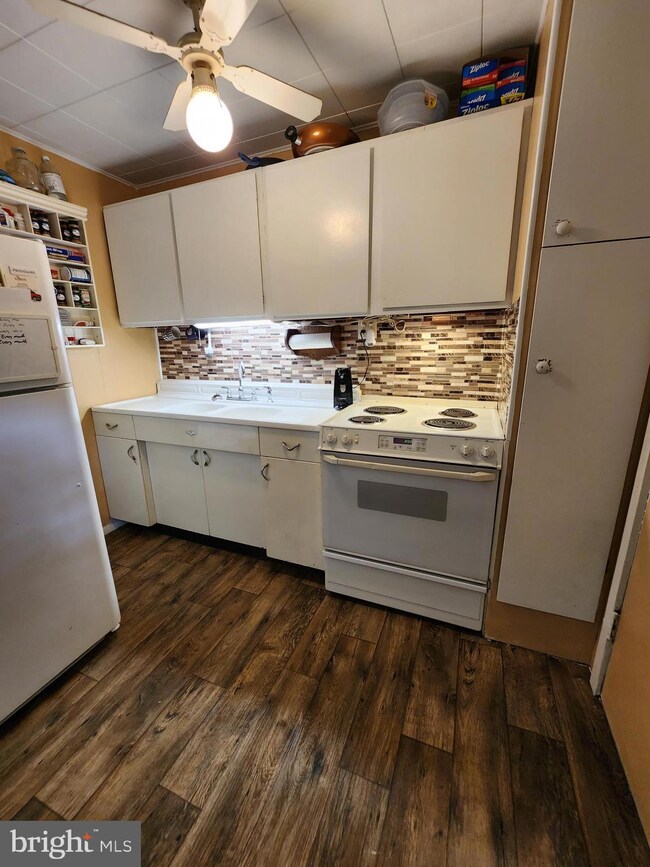 44049 Saint Andrews Church Rd, California, MD 20619 - photo 5