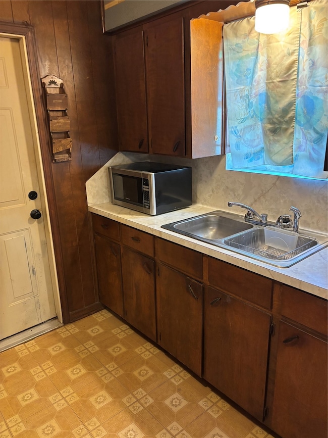 Another view into the kitchen