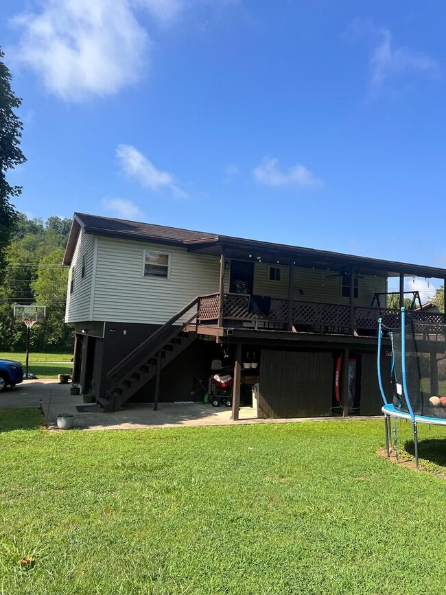 580 Ford St, Harrisville, WV 26362 - photo 6