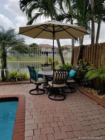 11002 NW 47th Terrace, Doral, FL 33178 - photo 2