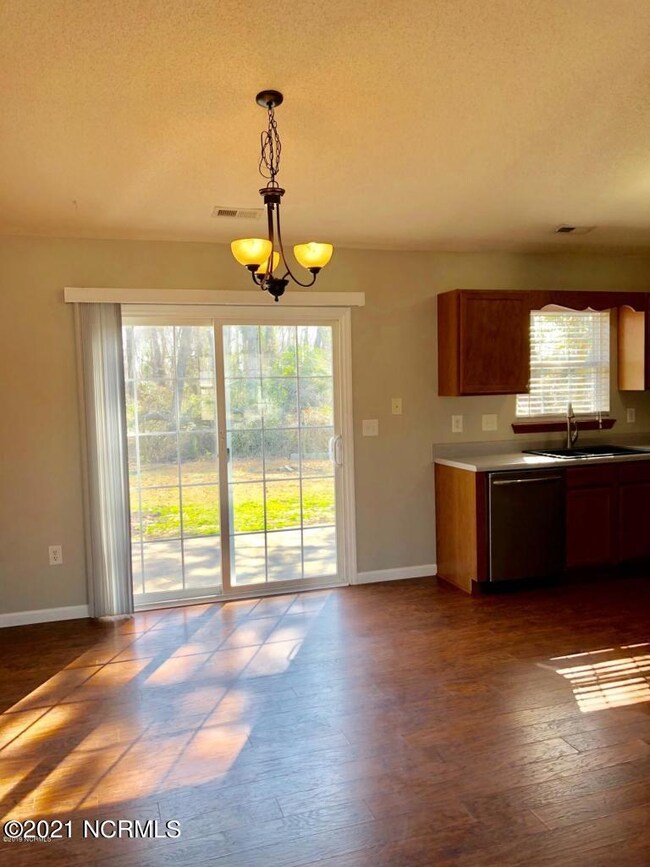 20190208233140264667000000-o