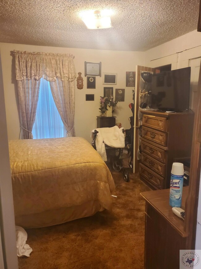 2722 Maple St, Texarkana, TX 75503 - photo 7