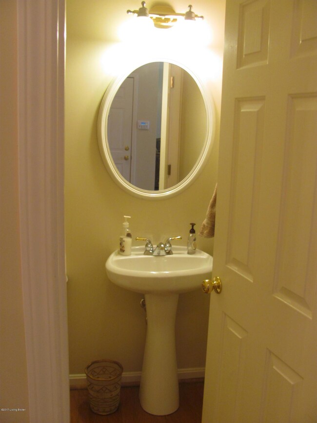 8705 Sanctuary Ln, Louisville, KY 40291 - photo 7