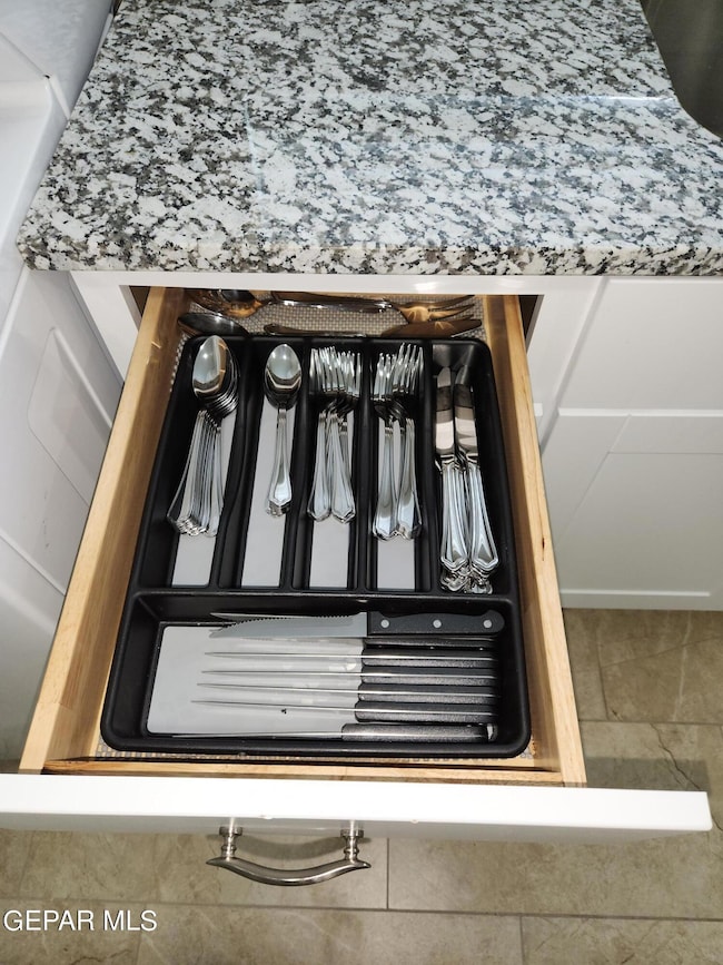 7509 Benson Dr, El Paso, TX 79915 - photo 7