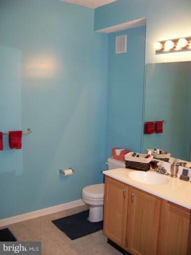 2504 Amber Orchard Ct W unit 303, Odenton, MD 21113 - photo 2