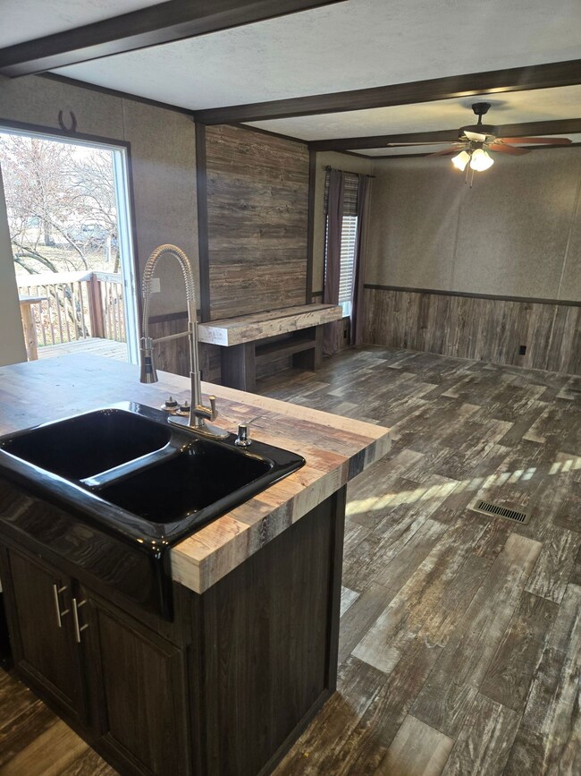 1600 S Engle St unit LOT 94, Aurora, MO 65605 - photo 5