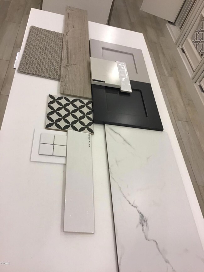 Lot 137 - Finishes - 4