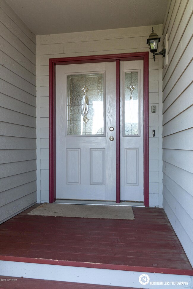 6_EntranceExterior