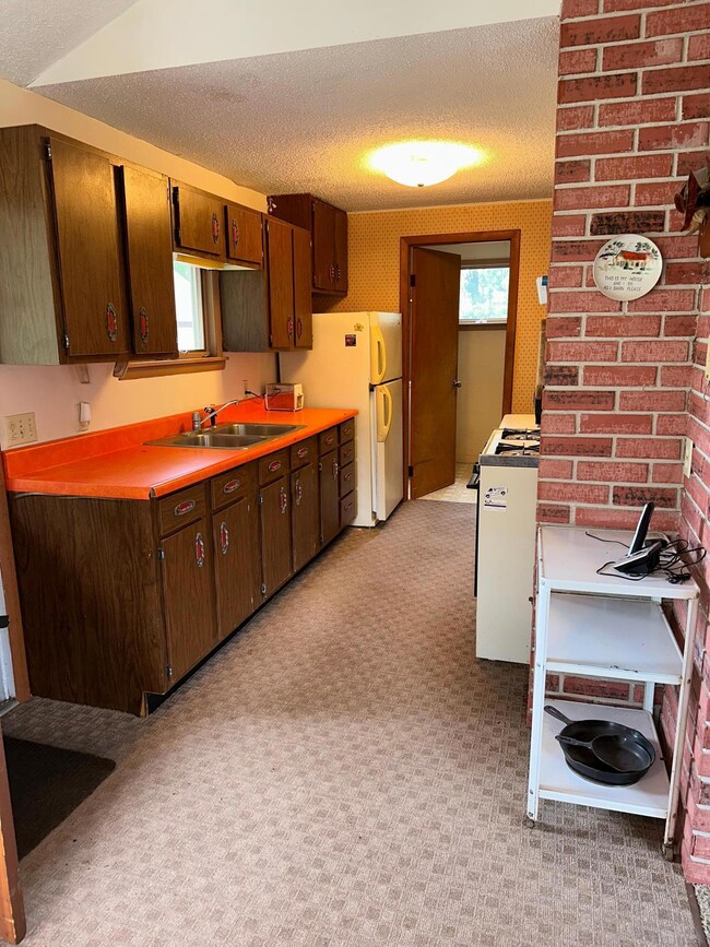 8012 County Road U, Danbury, WI 54830 - photo 4