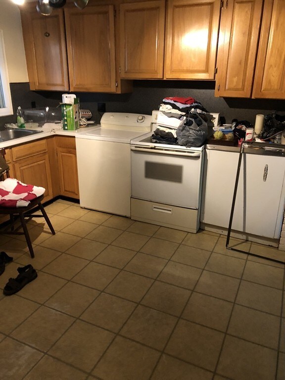 161 Elsie Rd, Brockton, MA 02302 - photo 6