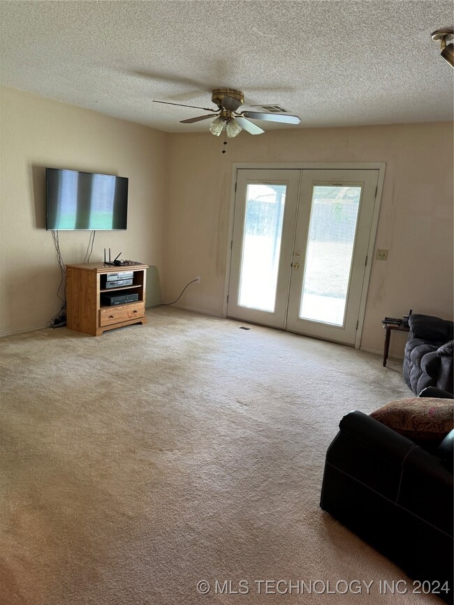 105 W South Park St, Broken Arrow, OK 74011 - photo 4