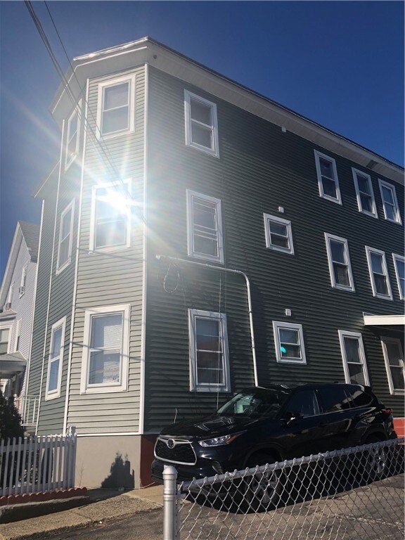 48 Margaret St, Pawtucket, RI 02860 - photo 3