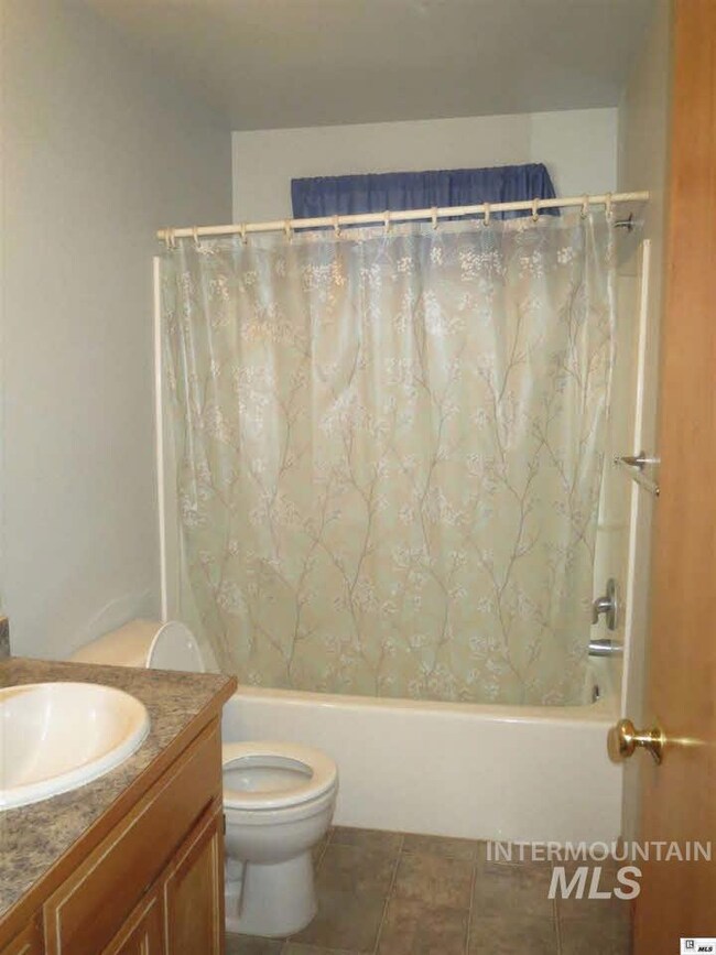 327 Julie Dr, Moscow, ID 83843 - photo 4