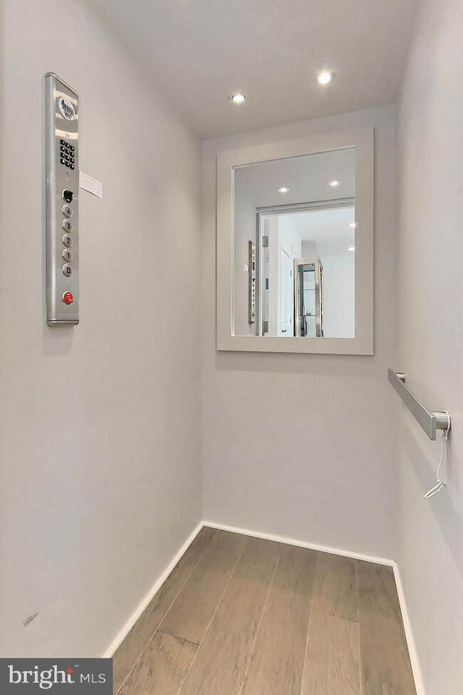 42877 Littlehales Terrace, Ashburn, VA 20148 - photo 3