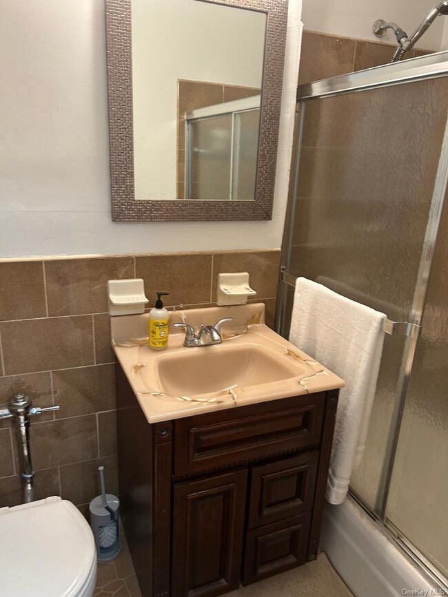 87-10 149th Ave unit 5D, Howard Beach, NY 11414 - photo 7