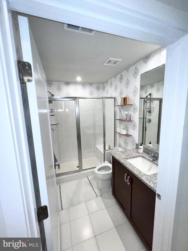 1751 McKenna Point Dr unit 2706, McLean, VA 22102 - photo 5