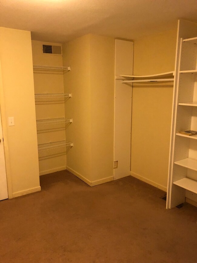 110 N Front St unit F, Danforth, IL 60930 - photo 6