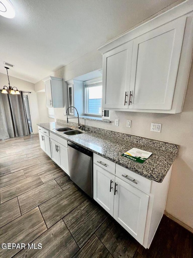 10148 Red Valley St, El Paso, TX 79927 - photo 7