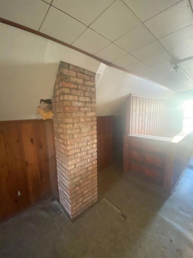 4317 E 10th Ave, Gary, IN 46403 - photo 5