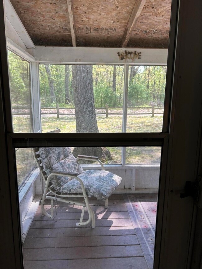 8829 W Central Park Blvd, Baldwin, MI 49304 - photo 5