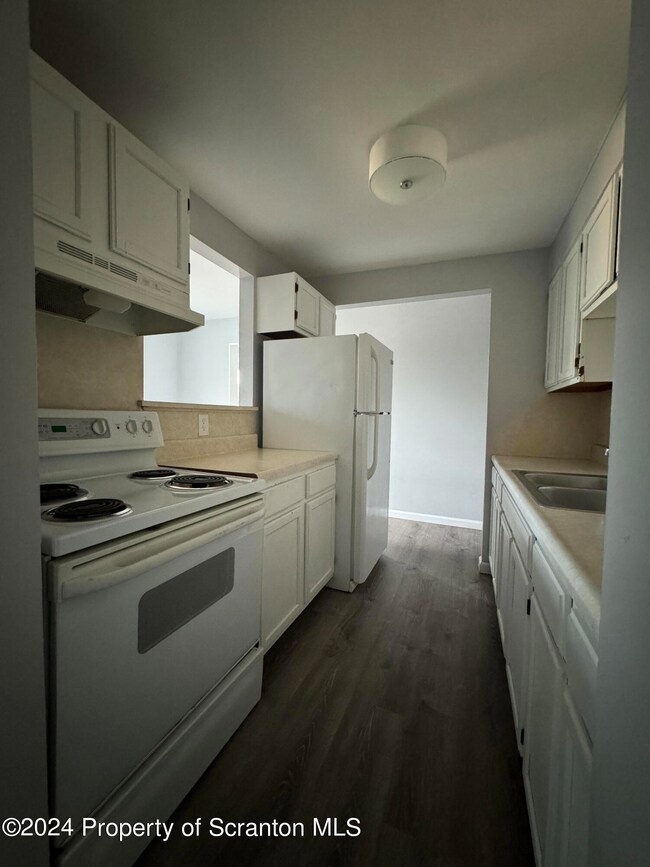 920 S Webster Ave unit 2, Scranton, PA 18505 - photo 6
