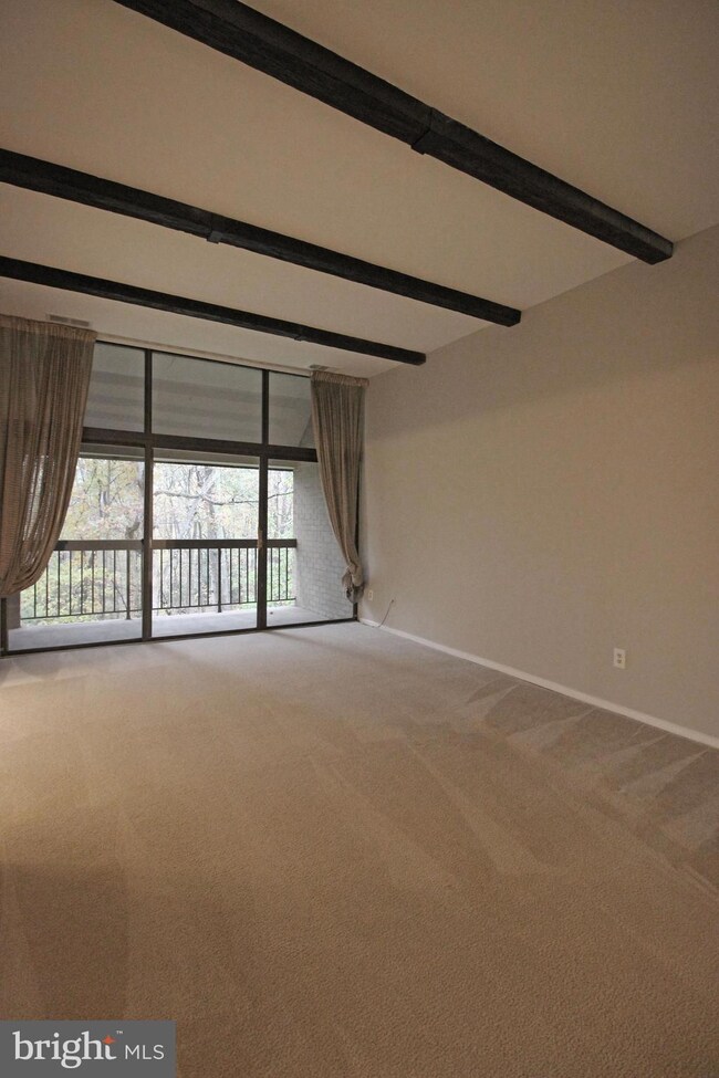 1662 Parkcrest Cir unit 400, Reston, VA 20190 - photo 4