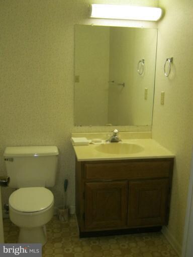 18014 Putter Dr, Hagerstown, MD 21740 - photo 5