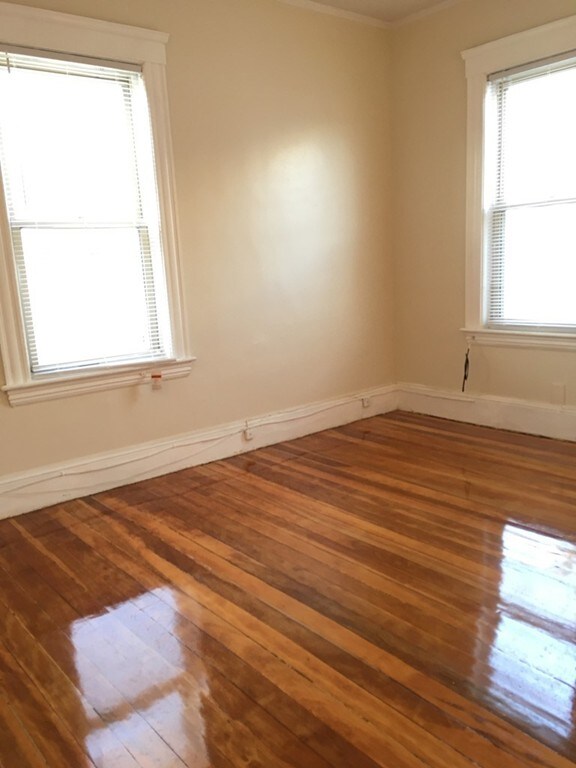 160 Savannah Ave, Mattapan, MA 02126 - photo 7