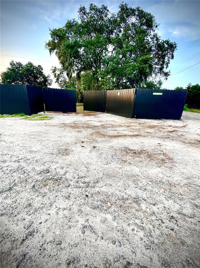 6009 Mckinley Ave, Wimauma, FL 33598 - photo 2