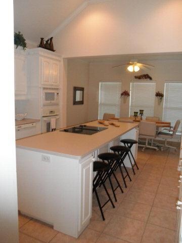 200 Valencia, Weslaco, TX 78596 - photo 4