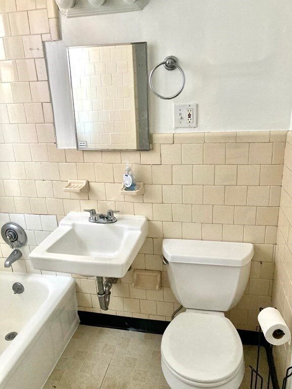 51 Elmore St unit 1, Roxbury, MA 02119 - photo 7