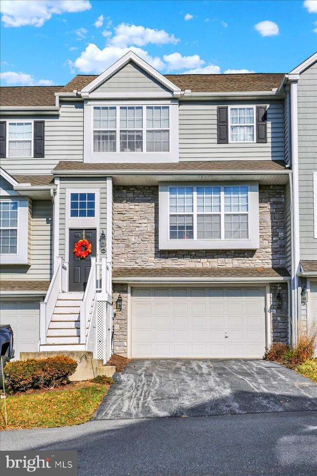 604 Heather Way unit B4D, Morgantown, PA 19543 - photo 2