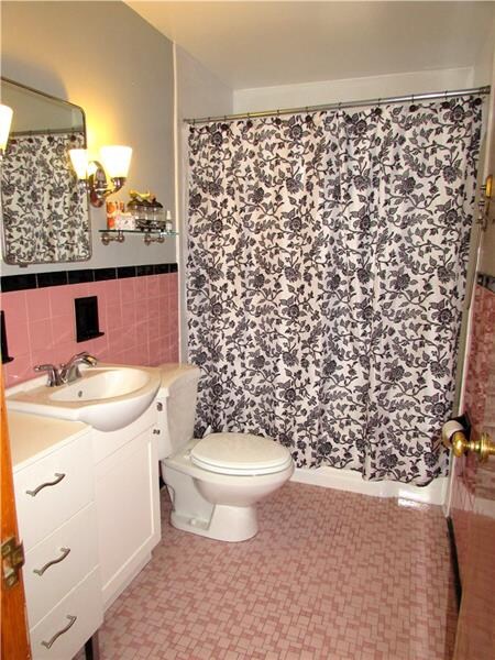 full bath on 1st floor