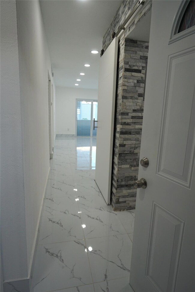 1035 W 77th St unit 208, Hialeah, FL 33014 - photo 6