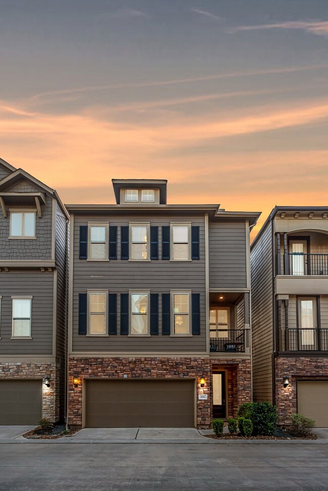 1757 Sierra Crest Dr, Houston, TX 77080 - photo 2