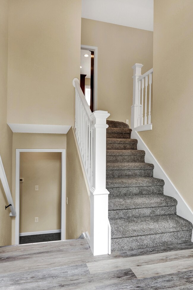 6_EntryStairway